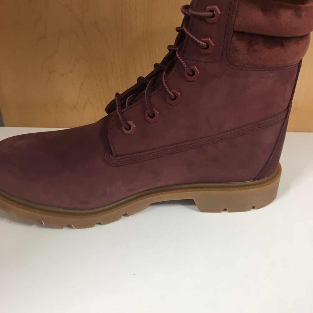 🌺Burgundy Timberlands 🌺M,C - Picture 6 of 7